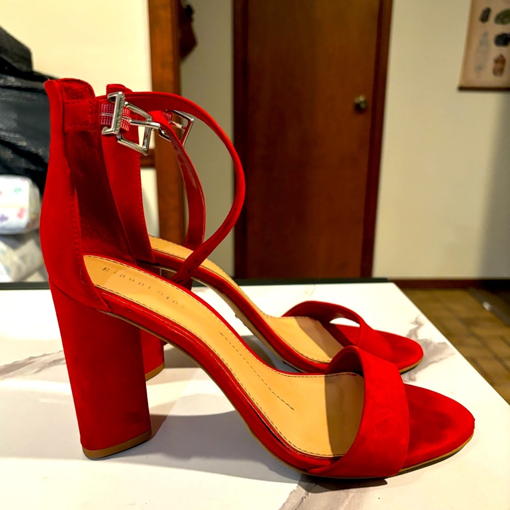 Gianni Block Heels